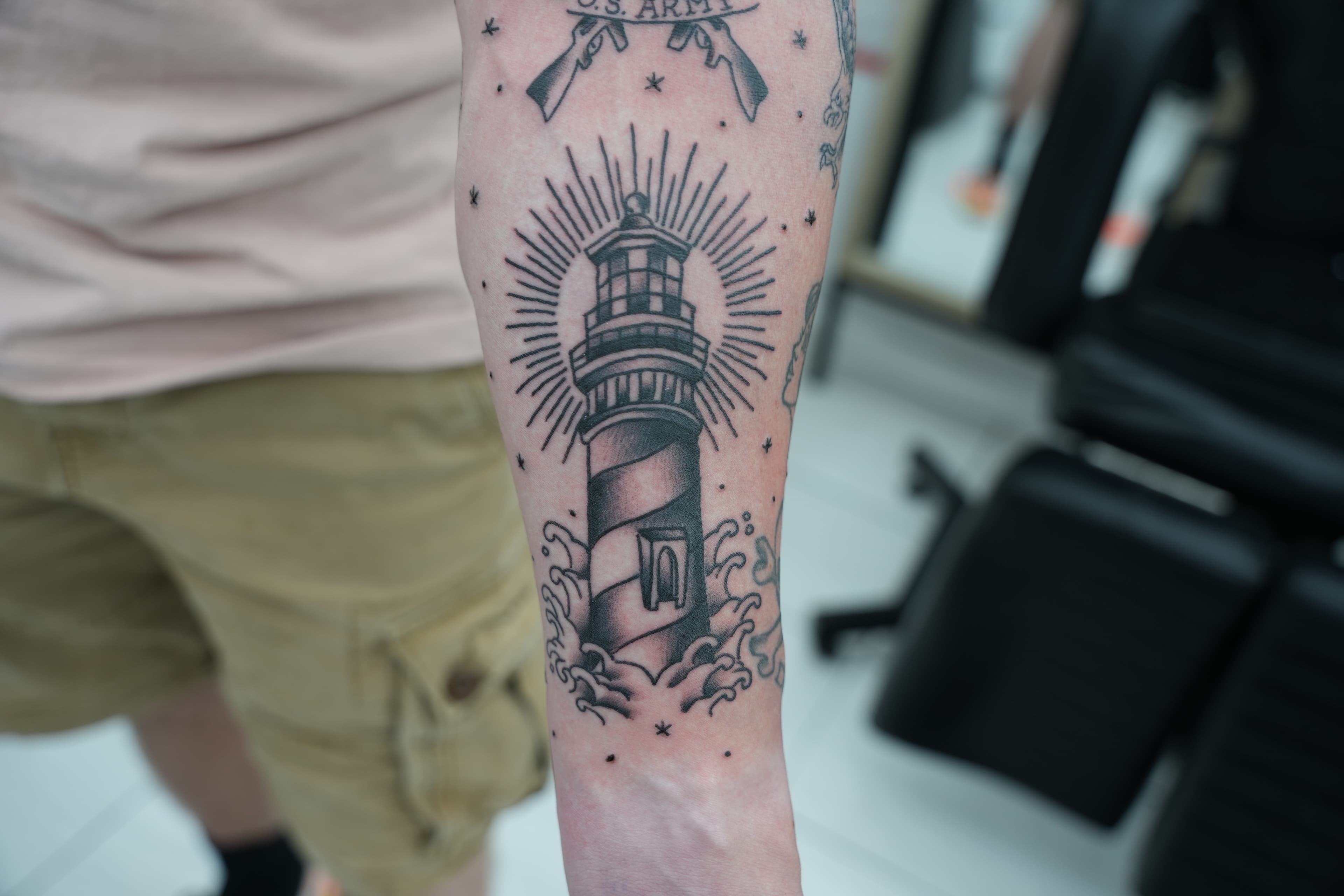 American traditional lighthouse flash by Isaac Mackenzie, Oahu